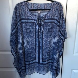 Size 2x poncho style sheer tunic